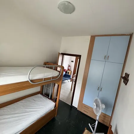 3 Giovanni Versolatto Apartment *